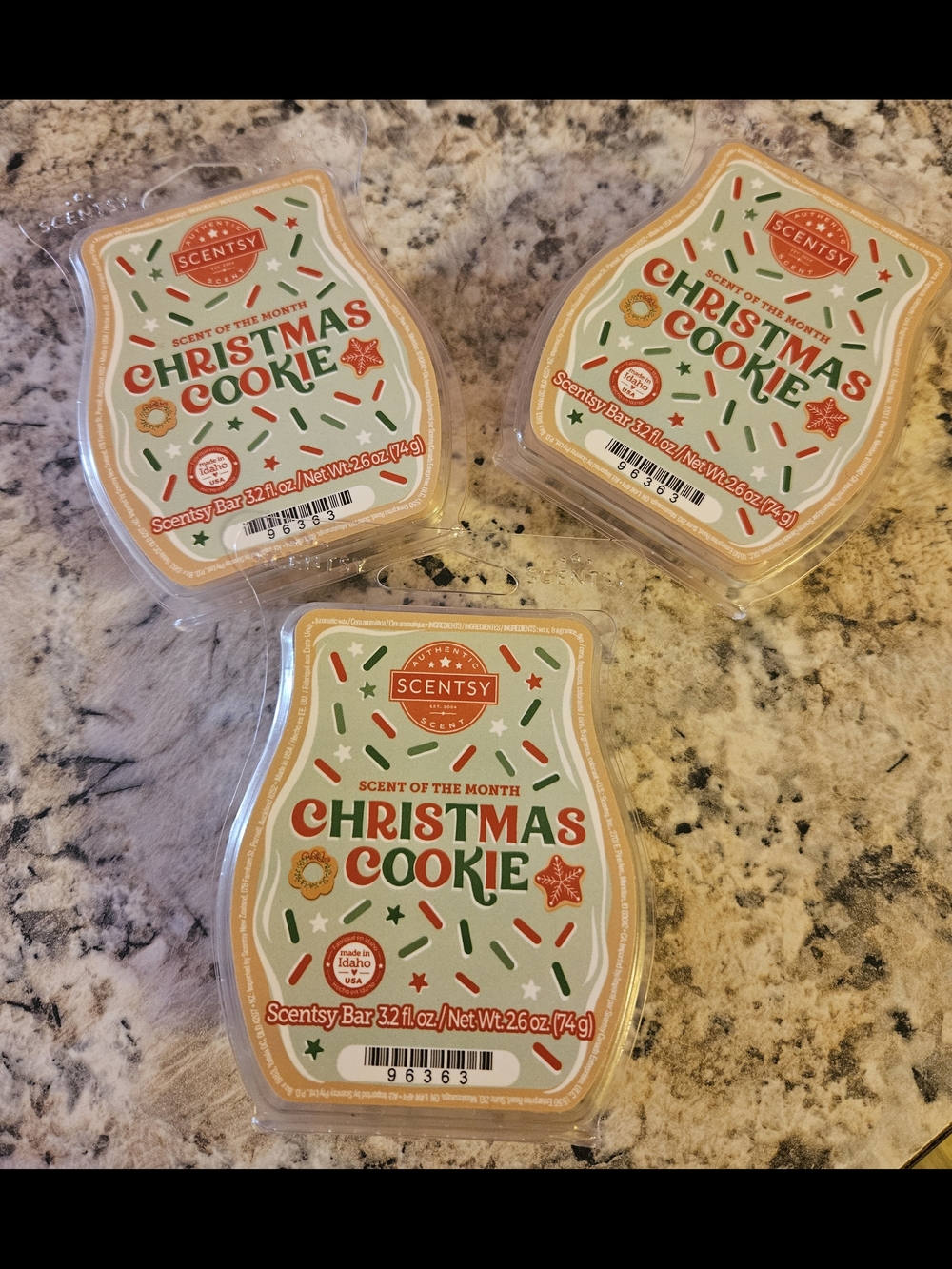 Scentsy Christmas Cookie Wax Bars - Green, Red & Cream